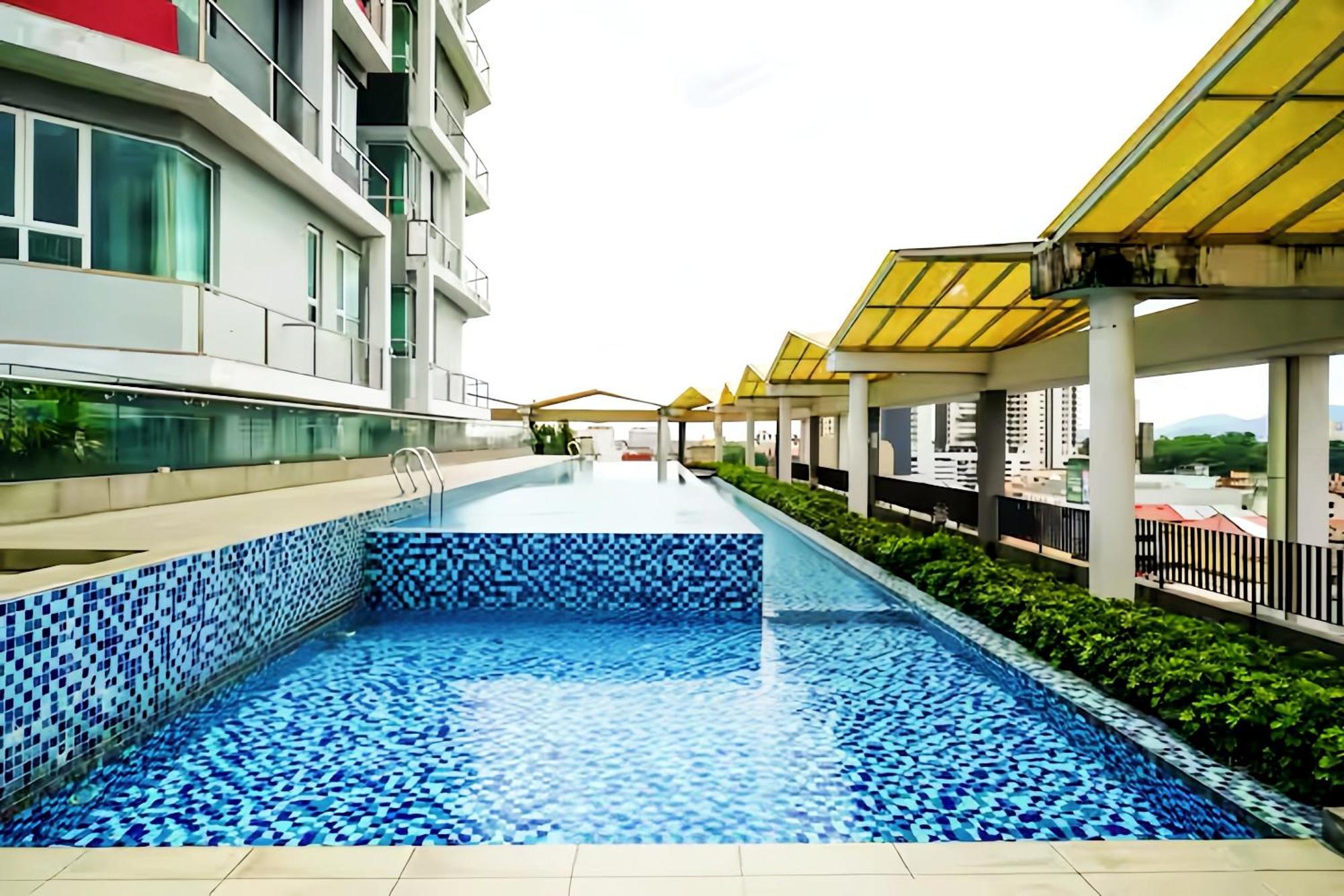 Appartement The Octagon Ipoh Extérieur photo